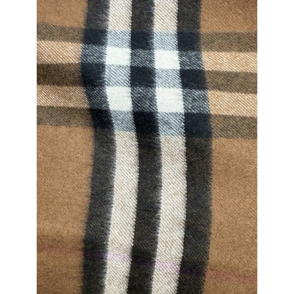BURBERRY Cashmere Giant Check Fringe Scarf Birch Brown - Picture 6 of 9